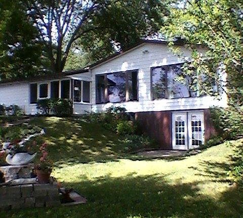 5th image of 2699 N Lakeview Dr