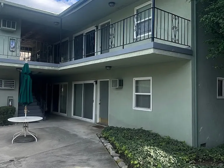 147 - Arcadia Palms — Photo 1