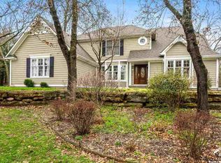 1118 E 1823rd Rd, Lawrence, KS 66046