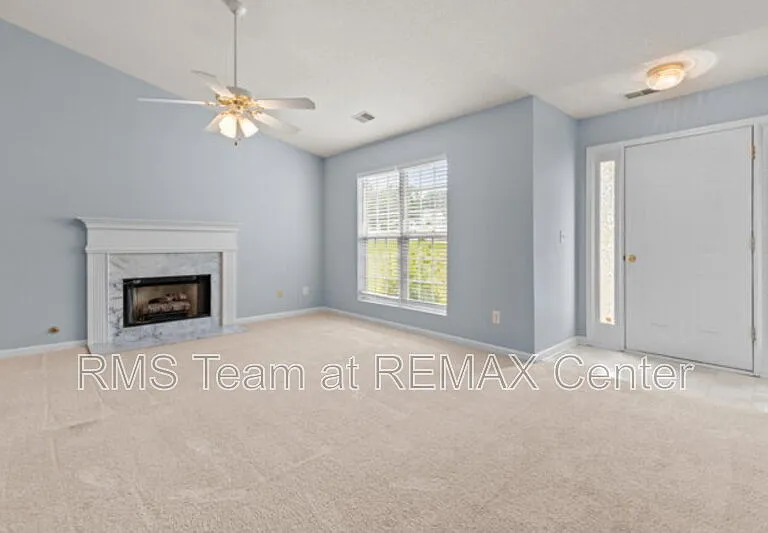 2510 Fort Daniels Dr — Photo 4