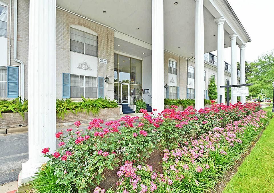 1st image of 2601 Bellefontaine St APT A106
