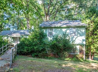 7005 Union Mill Rd, Clifton, VA 20124