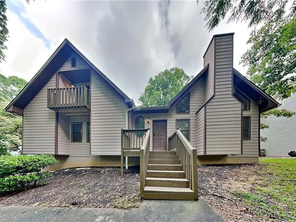 4125 Inola Trl NE, Roswell, GA 30075