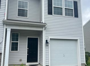 106 Sickler Ct, Sicklerville, NJ 08081