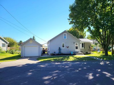 738 Crescent St, Mauston, WI, 53948