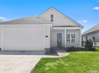 753 Lakewood Pointe Dr, Lake Charles, LA 70605