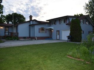 223 E Melgaard Ave, Newfolden, MN 56738