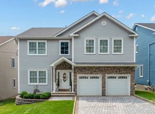 224 N 18th St, Kenilworth, NJ 07033