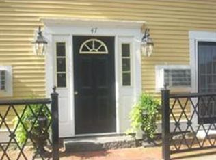 47 Pleasant St APT 2, Plymouth, MA 02360