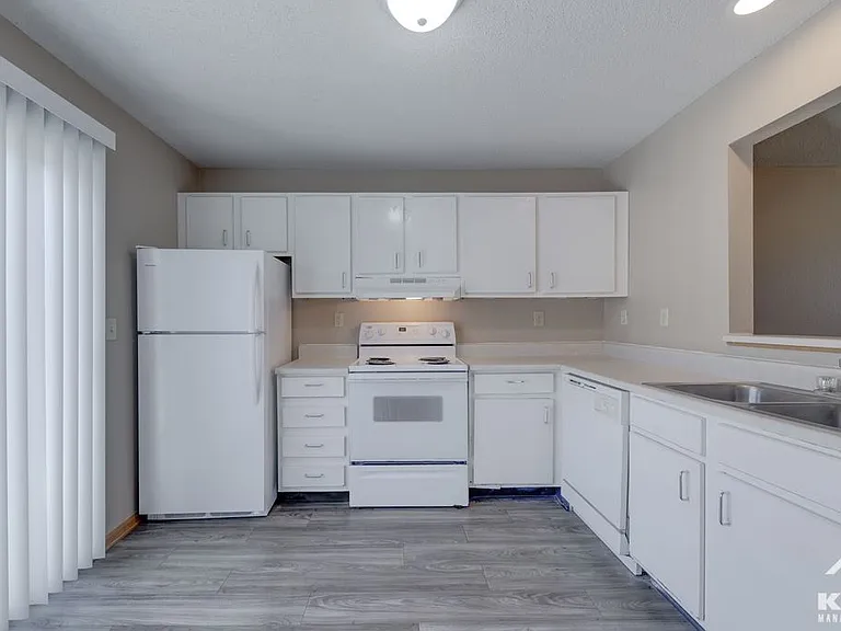 Brookfield Residences — Photo 7