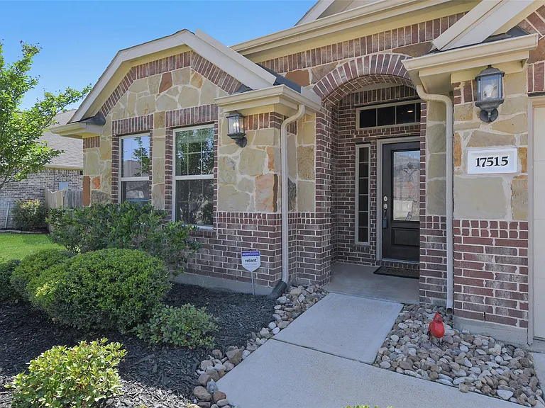 17515 Cypress Hilltop Way — Photo 2