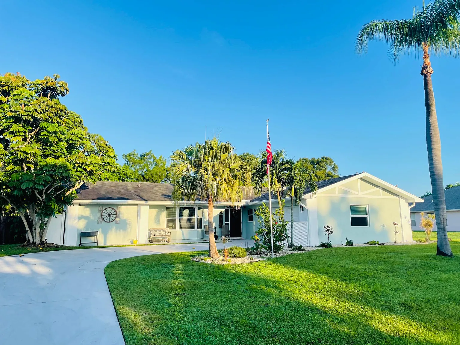 SE Harding St, Port Saint Lucie — Photo 2