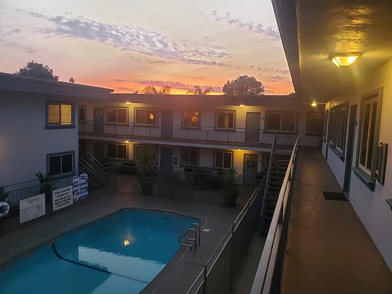 1450 Iris Ave #35 — Photo 8