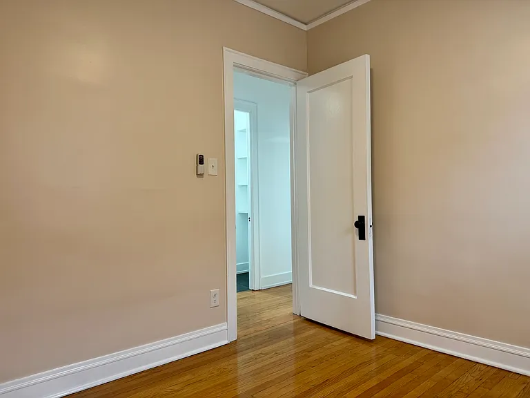 2125 Wesley Ave #2 — Photo 18