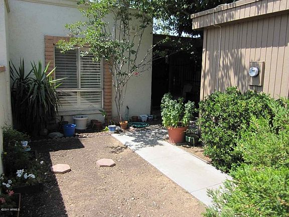 2nd image of 2931 W Glendale Ave