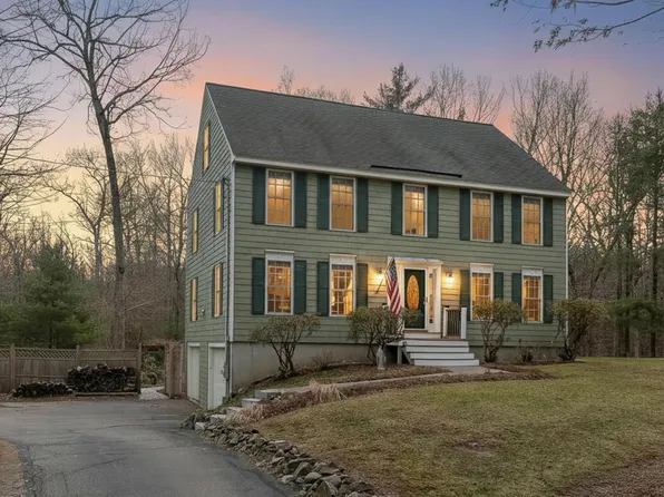 155 Chase Road, South Hampton, NH 03827