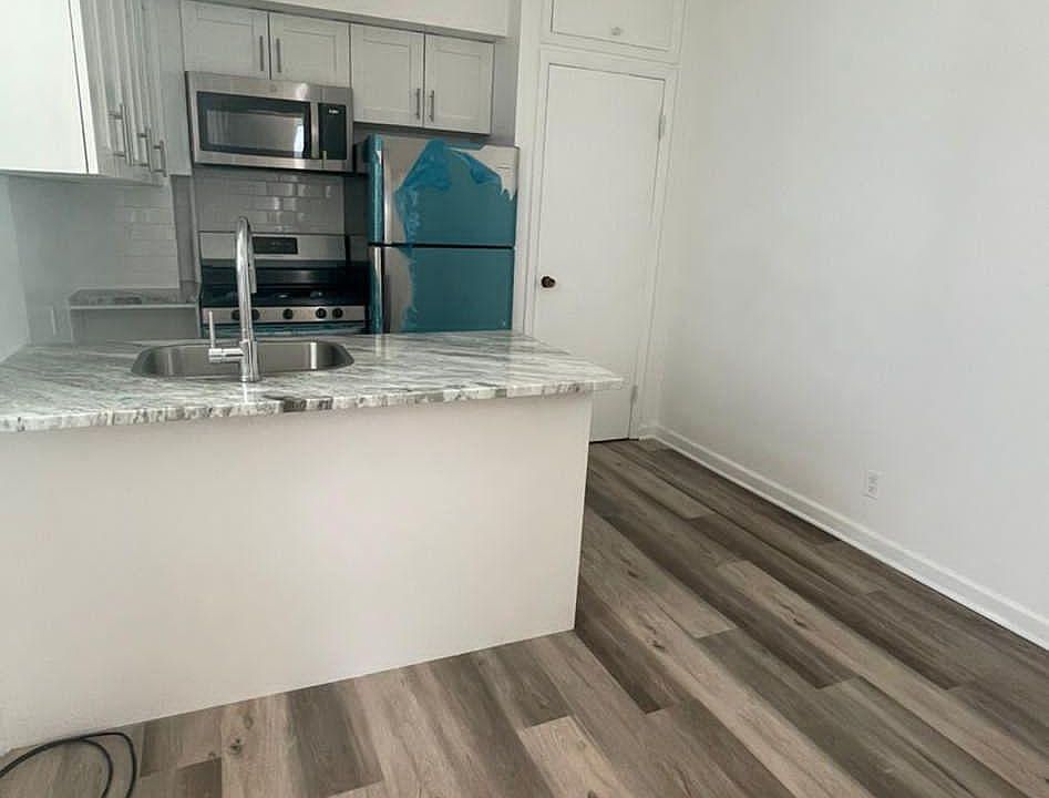 2nd image of 6902 79th St Floor 2