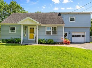 771 Blue Cut Rd, Newark, NY 14513