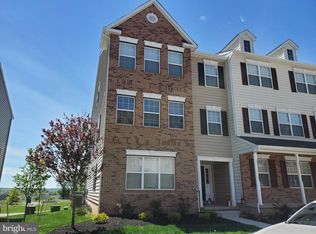 3081 Goshen Dr, Pennsburg, PA 18073
