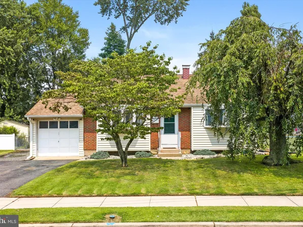 64 Gerard Rd, Hamilton, NJ 08620