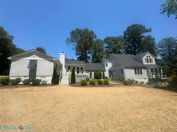 48 Sams Cove Lndg, Irvington, VA 22480
