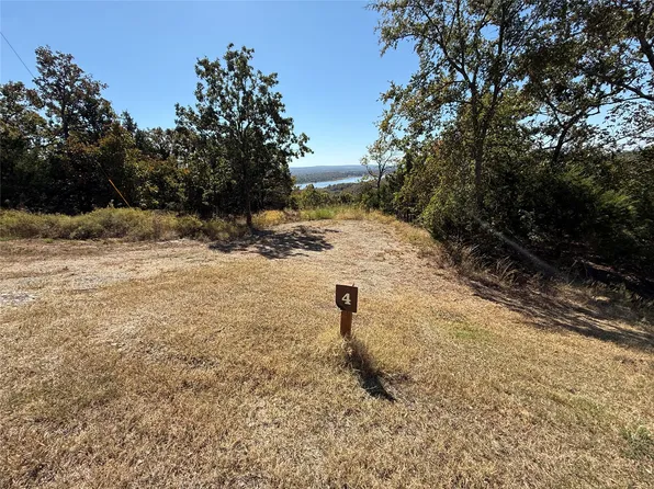 4 McNally Rd, Eufaula, OK 74432