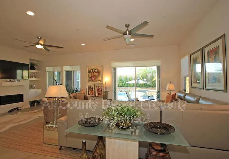 74565 Tesla Dr — Photo 12