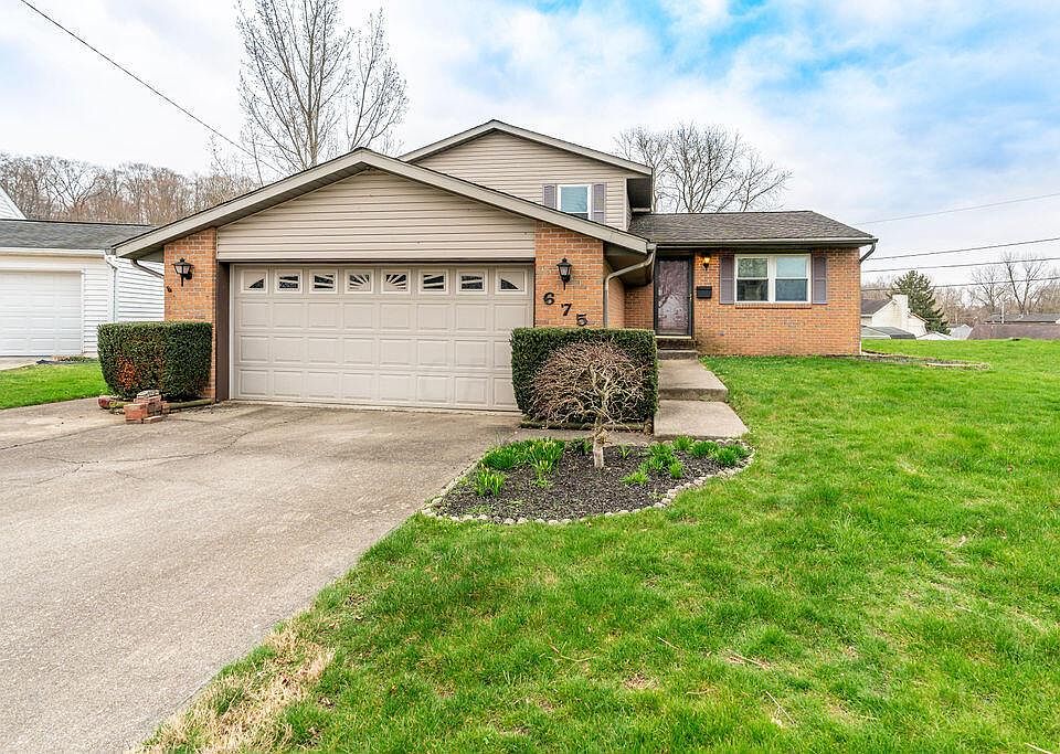 1st image of 675 E Crest Dr