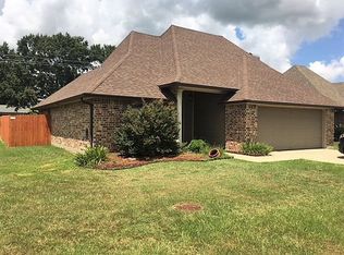 106 Bentgrass Dr, Lafayette, LA 70508