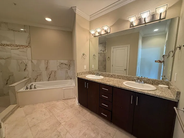7282 Jacobs Trl — Photo 16