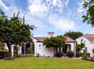 216 N Beachwood Dr, Los Angeles, CA 90004