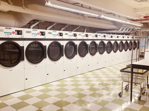 142-05 Roosevelt Avenue image 9 of 11