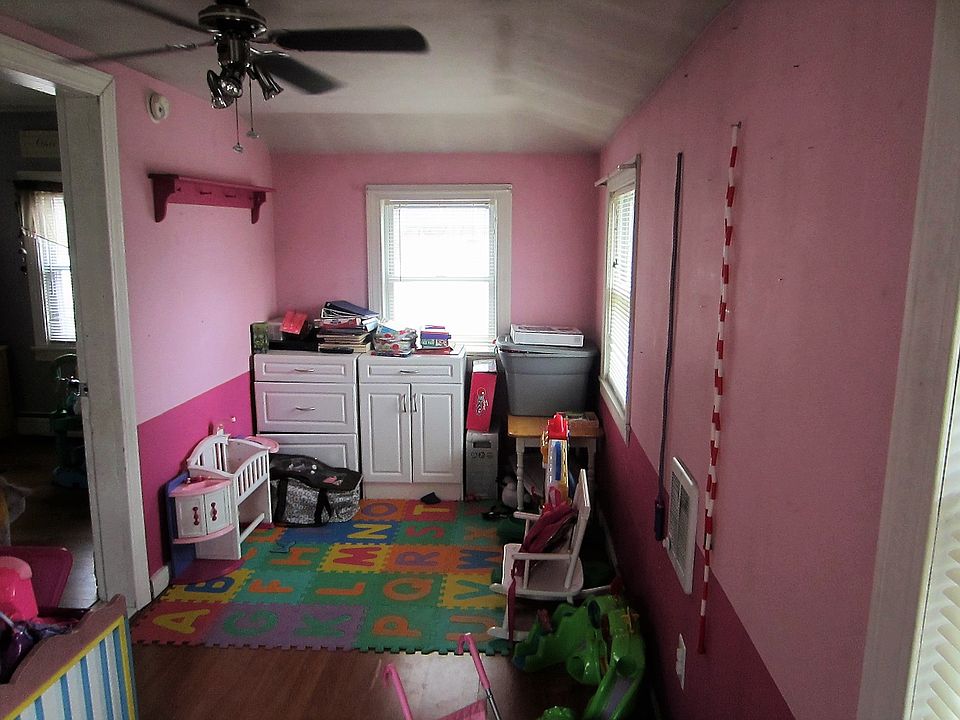 1st image of 9 Orchard St