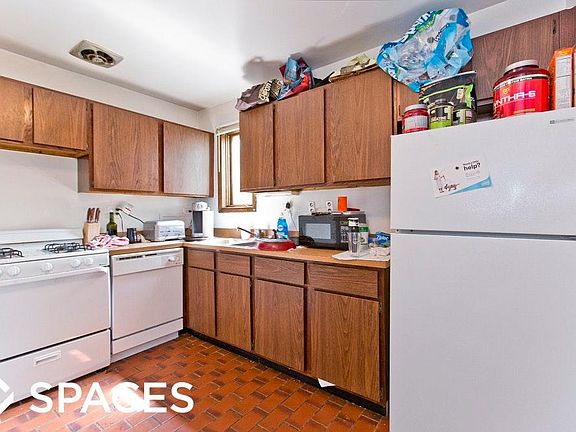 3rd image of 1255 W Belden Ave #B_9