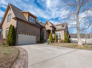 187 Oakfair Dr, Rogersville, AL 35652