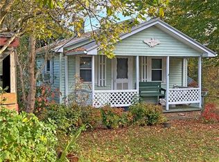 5534 Green Acres St, Winston Salem, NC 27105