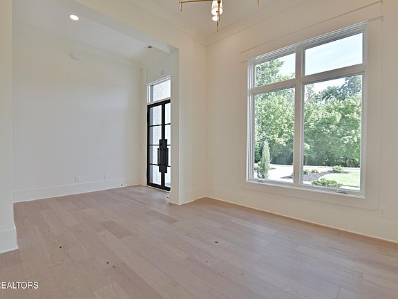 4th image of 2410 Woodland Reserve Ln Lot 4