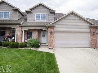8 Monarch Dr, Bloomington, IL 61704