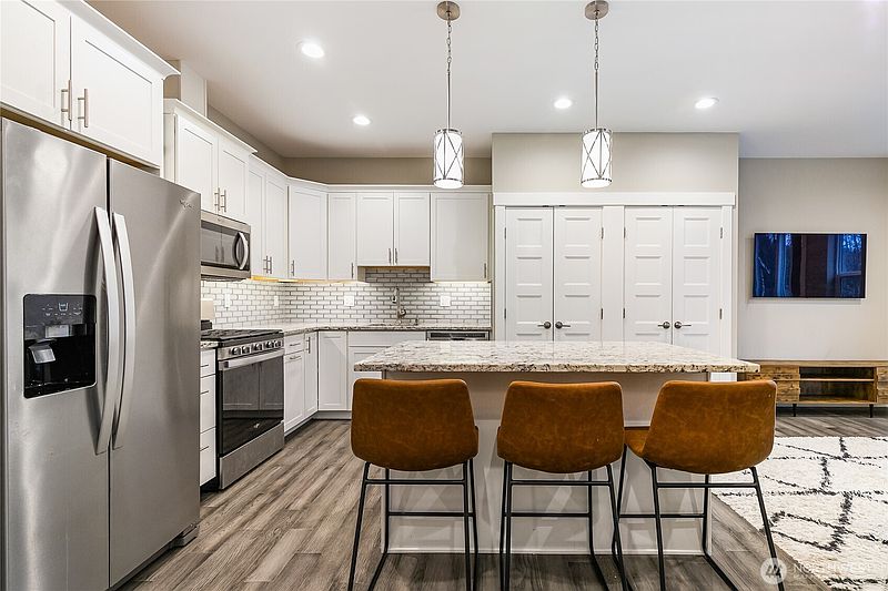 2nd image of 5683 Sunstone Place #102
