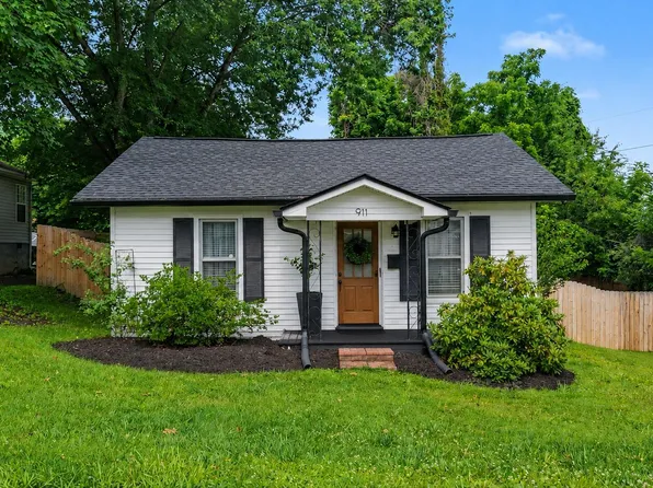 911 Sells Ave, Johnson City, TN 37604