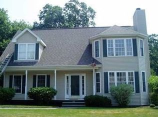 62 Highland Meadow Dr, North Attleboro, MA 02760