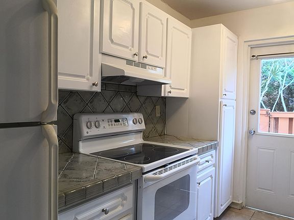 5th image of 7150 Fairway Dr APT J1