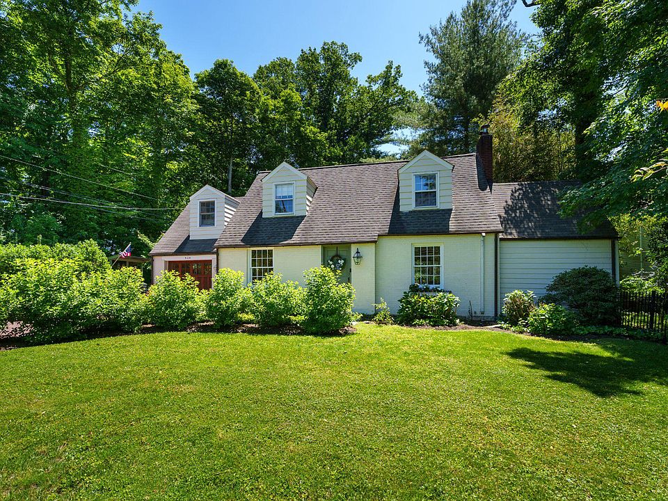 1st image of 528 Mercer Rd