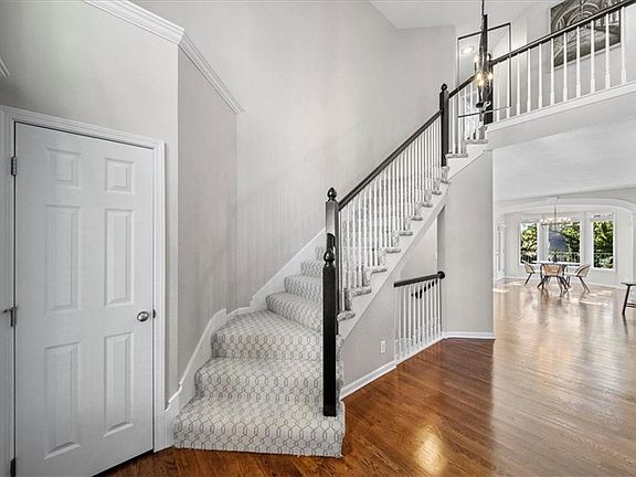 4th image of 7817 W 143rd Pl