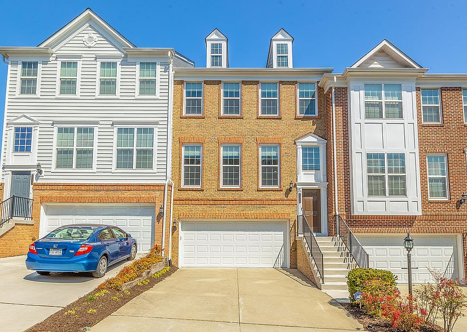 1st image of 2226 Greywing St