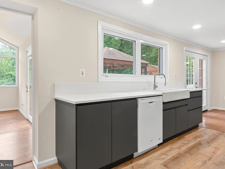 5129 Chowan Ave — Photo 19