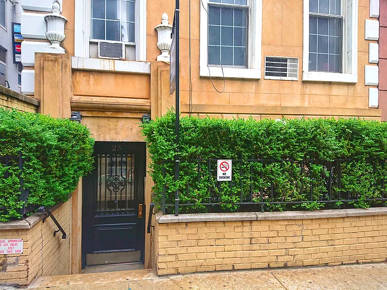 25 E 38th St #5F — Photo 9