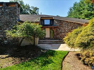 20 Driftwood Dr, Livingston, NJ 07039