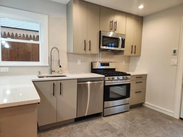 411 Hoboken Rd Floor 1, Carlstadt, NJ 07072