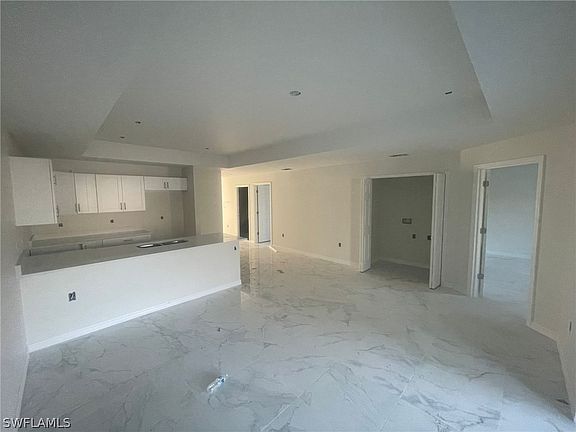 3rd image of 1140/1142 Gilbert Ave S